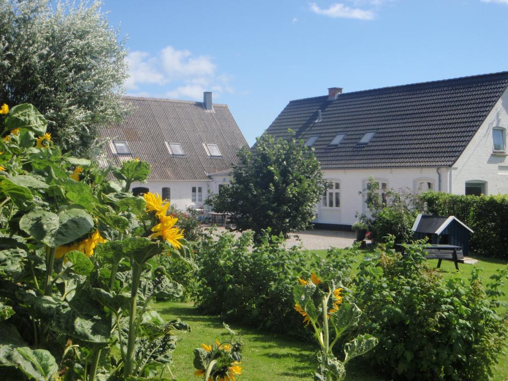 Ruhetgaard Holiday Apartment Ærøskøbing Zimmer foto