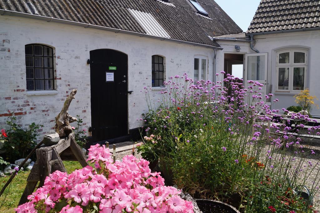 Ruhetgaard Holiday Apartment Ærøskøbing Zimmer foto