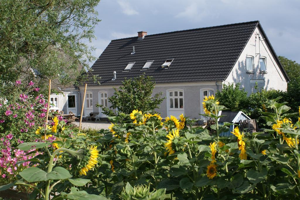 Ruhetgaard Holiday Apartment Ærøskøbing Zimmer foto